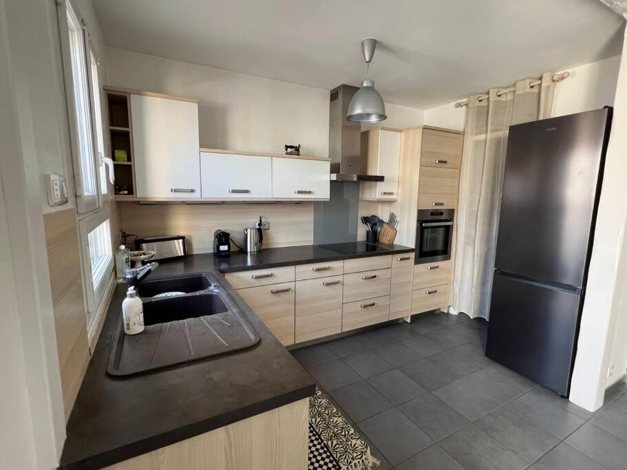 Superbe Appartement Avec Parking 라로셸 외부 사진