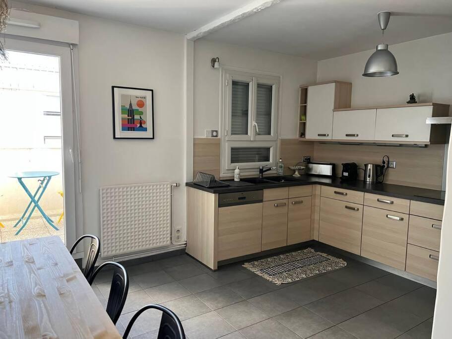 Superbe Appartement Avec Parking 라로셸 외부 사진